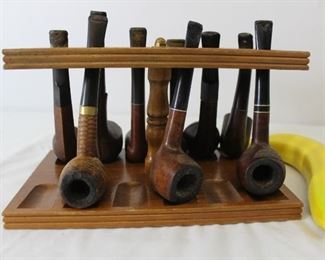 Vintage Wood Smoking Pipe Stand with Assortment of Medico &  Kaywoodie Tobacco pipes. 10 pcs
