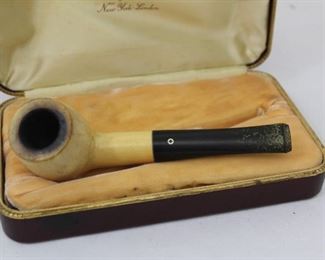 Vintage Kaywoodie Tobacco Pipe with Collector Case
