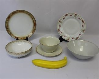 Assortment of Vintage China Pieces made in Germany | DDR
