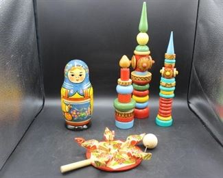 Vintage Made in Russia Stacking Towers, Matryoshka Nesting Dolls & Bogorodskoye Pecking Chickens Game
