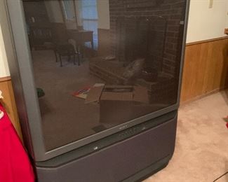 Old school big screen TV. Great for gaming!