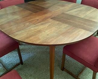 Dining Table with Leaves