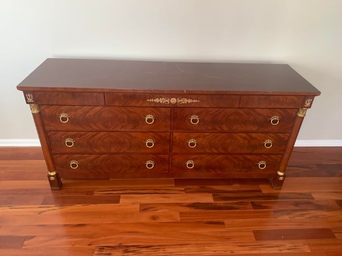 Drawer Dresser