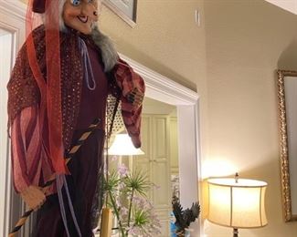 $40 3’ tall Halloween figurine 
