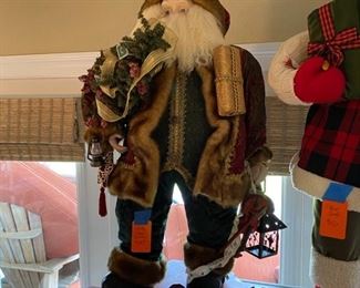 $99 3’ tall Santa Claus in exquisite costume 