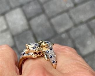14kt yellow gold 8 3/4 tiger ring with sapphires $425 -