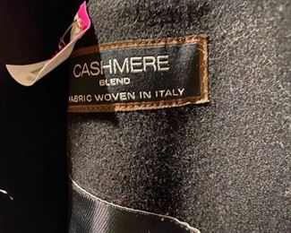 $26 Men cashmere black coat Italy / India