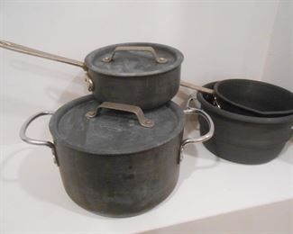 (#71) Set of pots and pans $30