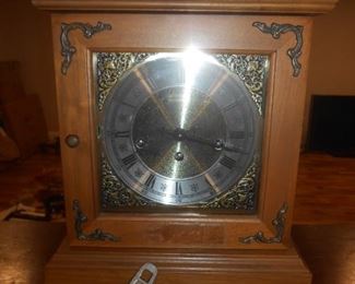(#55-A) Hamilton Shelf clock $30