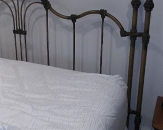 (#37) King gorgeous headboard/footboard ONLY $120