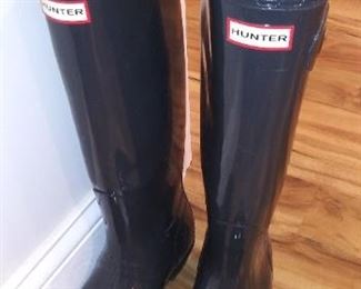  (#95) size 9 rain boots $20