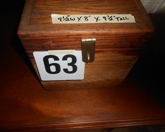 (#63) Small wood box $20