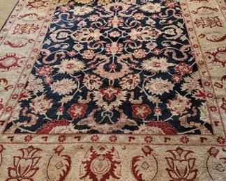 Large wool hand made Persian rug. 10 1/2× 13 1/2 ft