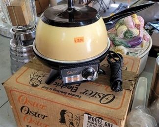 Brand new vintage fondue pot