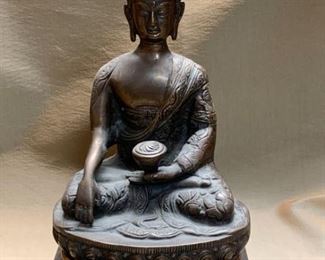 E130 Buddha Shakyamuni Figurine