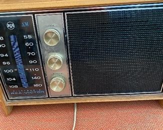 Vintage tube radio
