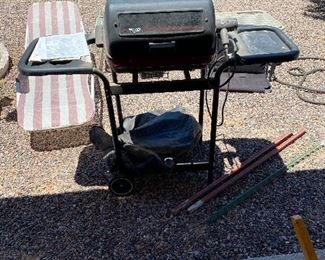 Electric bar-b-que grill