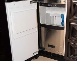 One Scotsman Ice Maker. Circa 2013-2014.           $375.00