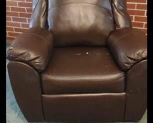 Very nice heavy duty recliner
