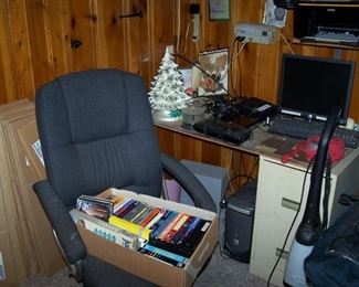DESK CHAIR & BOX OF TAPES