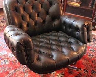 Interesting MCM Tufted Chair