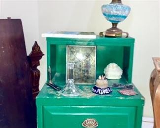 Painted nightstand or side table, vintage lamp, vintage collectibles, etc