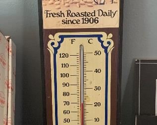 Planters Peanuts advertising/thermometer. 