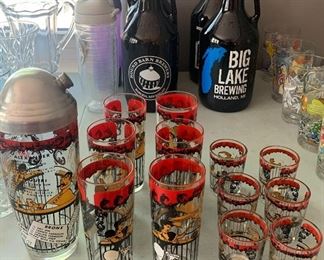 Vintage Barware & Shaker. Tumblers and shot glasses. 