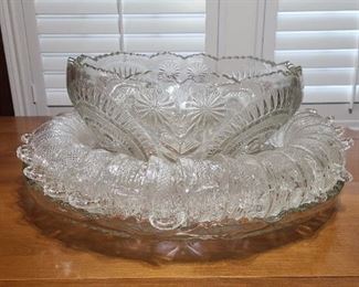 Extra large punch bowl with platter & 39 cups