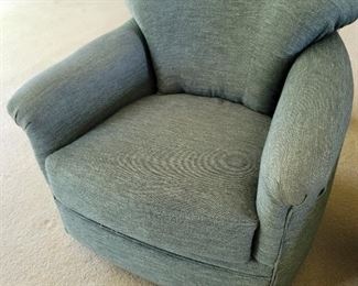Swivel chair,  needs cleaning 