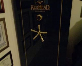 RedHead Gun Safe