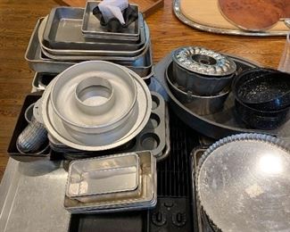 Baking pans of every shape