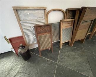 Vintage wash boards. Many to choose from.