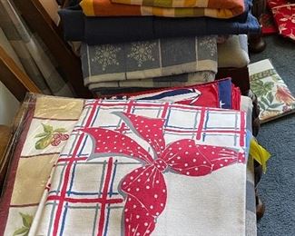 Vintage pretty linen tablecloths for sale. Many to choose from.