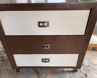 Modern 3 drawer dresser. 