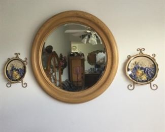 Beautiful Round Mirror