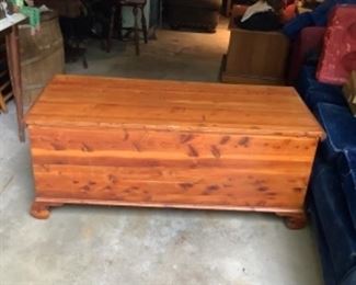 Cedar Chest Made By Lakeside Craft Shops Sheboygan, Wis
