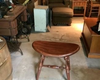 Colonial Reproduction Stool Frederickduckloe & Bros Inc , Portland, Pa