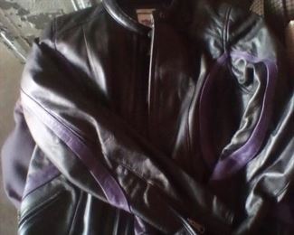 Harley Davison leather jacket w/ purple - women's xl