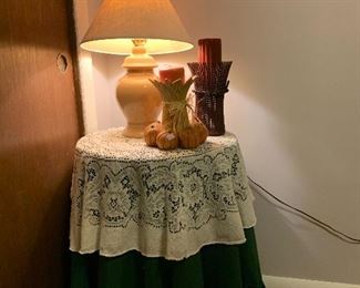 Round table, table cloths, fall decor and lamp