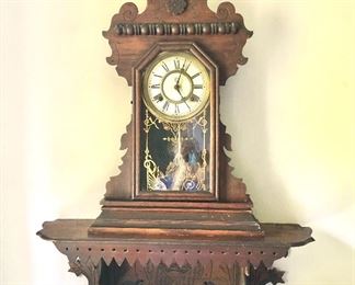 $195 Vintage wall clock. 22" H x 15" W
