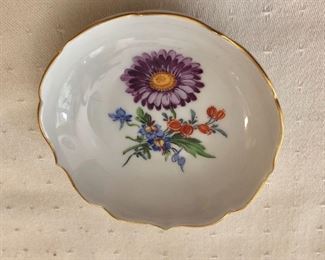 $50 Meissen porcelain trinket dish