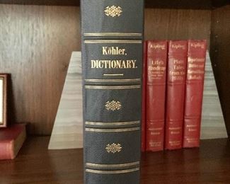 $20 - Vintage dictionary