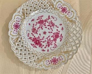 $175 Meissen  pierced Indian Painting Indish purplish pink flowers dish 