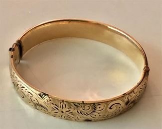 $30 Vintage gold filled bangle bracelet. Oval 2.75" x 2.5".