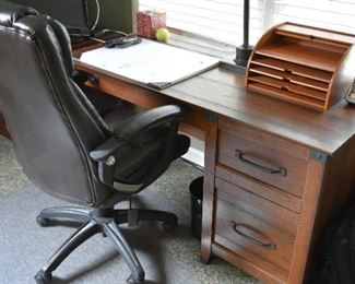 desk, desk chair