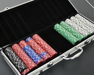 poker chips in chrome case