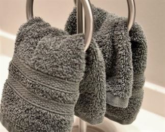 bathroom washcloth stand