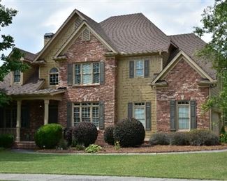 large home, LOTS to sell!