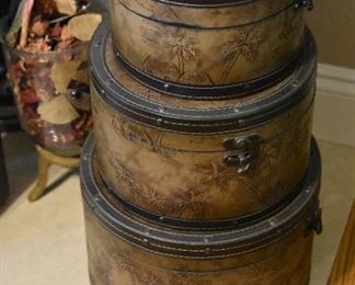 stacking boxes, travel/palm tree motif